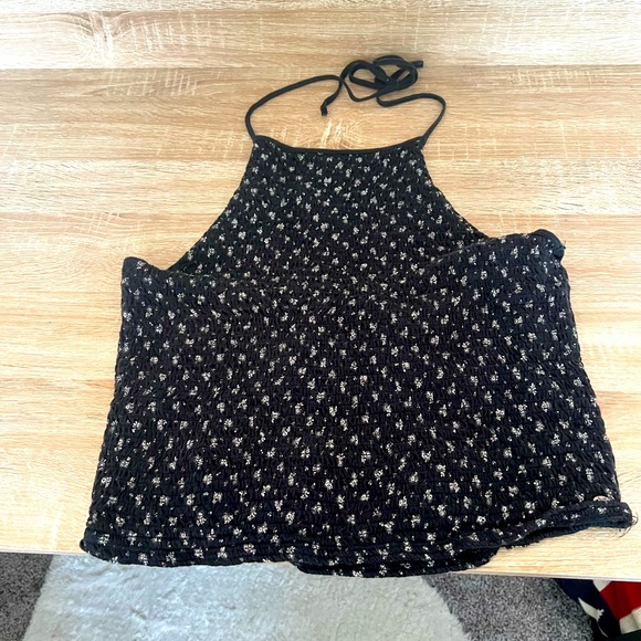 American Eagle Outfitters Tops - Halter Crop Top